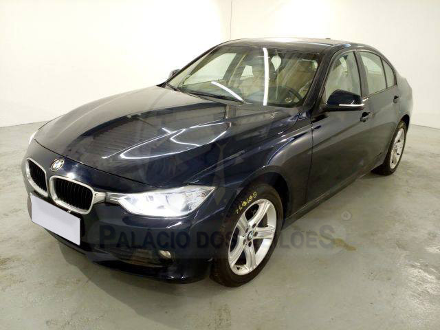 LOTE 016 - BMW 320I ActiveFlex Turbo 2015