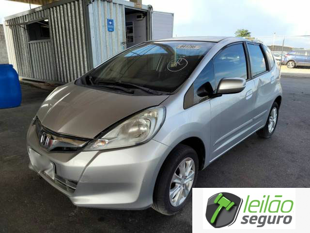 LOTE 039  HONDA/FIT LX 1.4 16V 2013