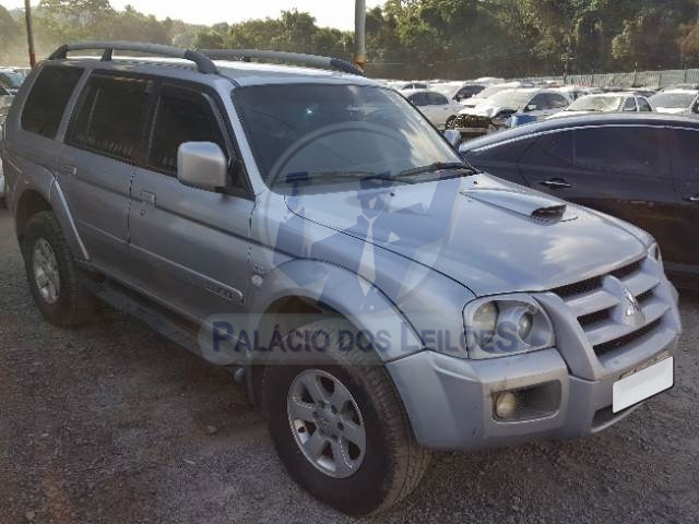 LOTE 003 - MITSUBISHI PAJERO SPORT HPE 2.5 2011